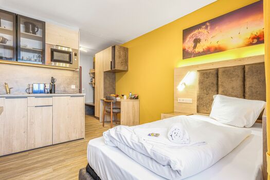 Hotel | EIGENE Küche | Parken | Neu | Smart TV Bild 2 Hotel | EIGENE Küche | Parken | Neu | Smart TV Bild 2