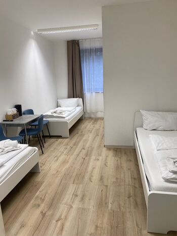 Drei Bett Zimmer Drei Bett Zimmer