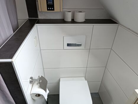 1 x Haus (5 Per.) 1 x Wohnung (2 Per.) in Haßmersheim Bild 3 1 x Haus (5 Per.) 1 x Wohnung (2 Per.) in Haßmersheim Bild 3