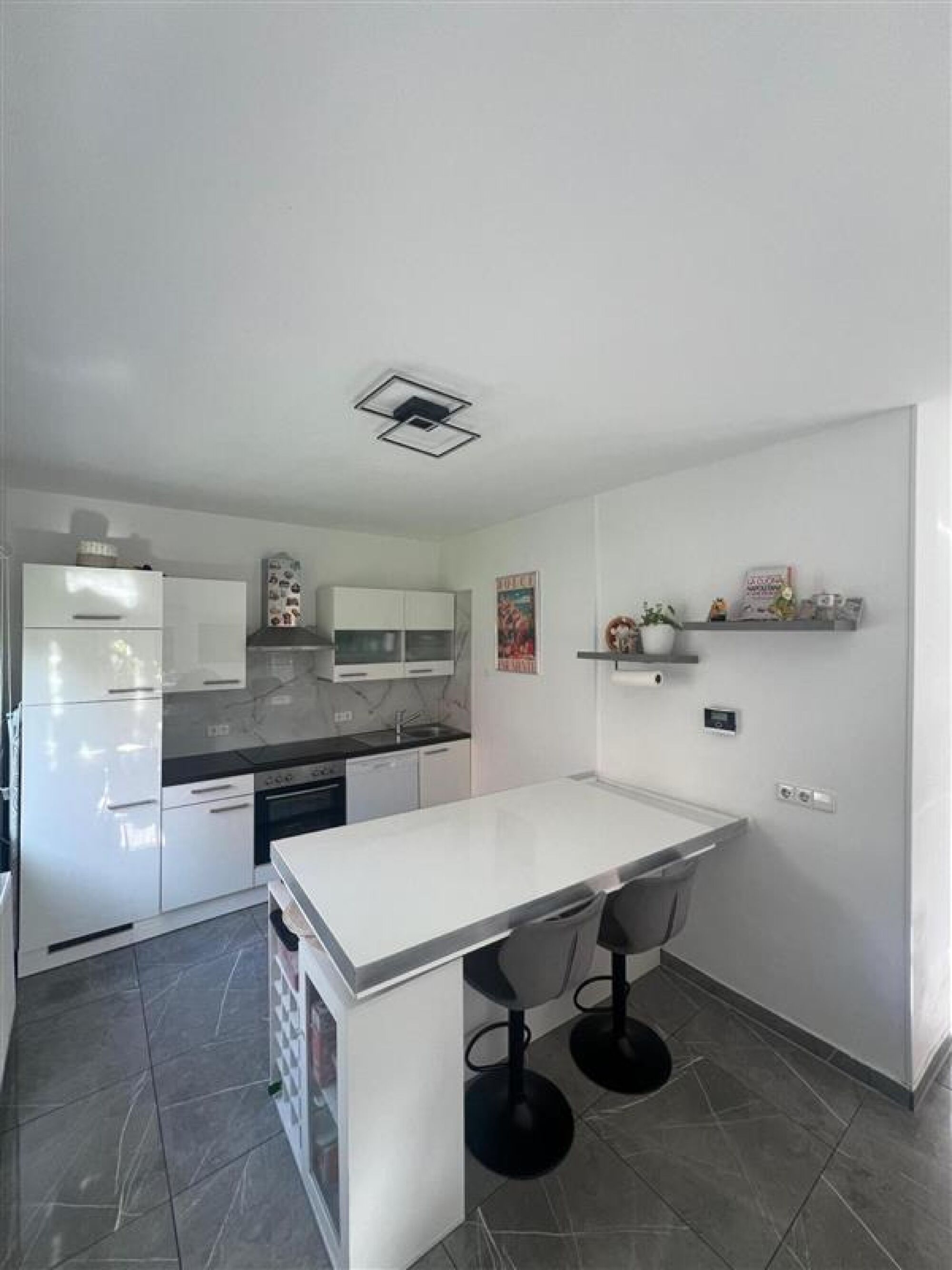 Küche und Essbereich Küche und Essbereich