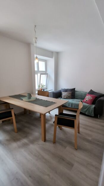 Wohnung ggü. des Rathaus im 2.OG Bild 3 Wohnung ggü. des Rathaus im 2.OG Bild 3