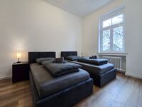 Moderne Apartments in Krefeld: 4 bis 16 Personen | Top-Lage Bild 4 Moderne Apartments in Krefeld: 4 bis 16 Personen | Top-Lage Bild 4