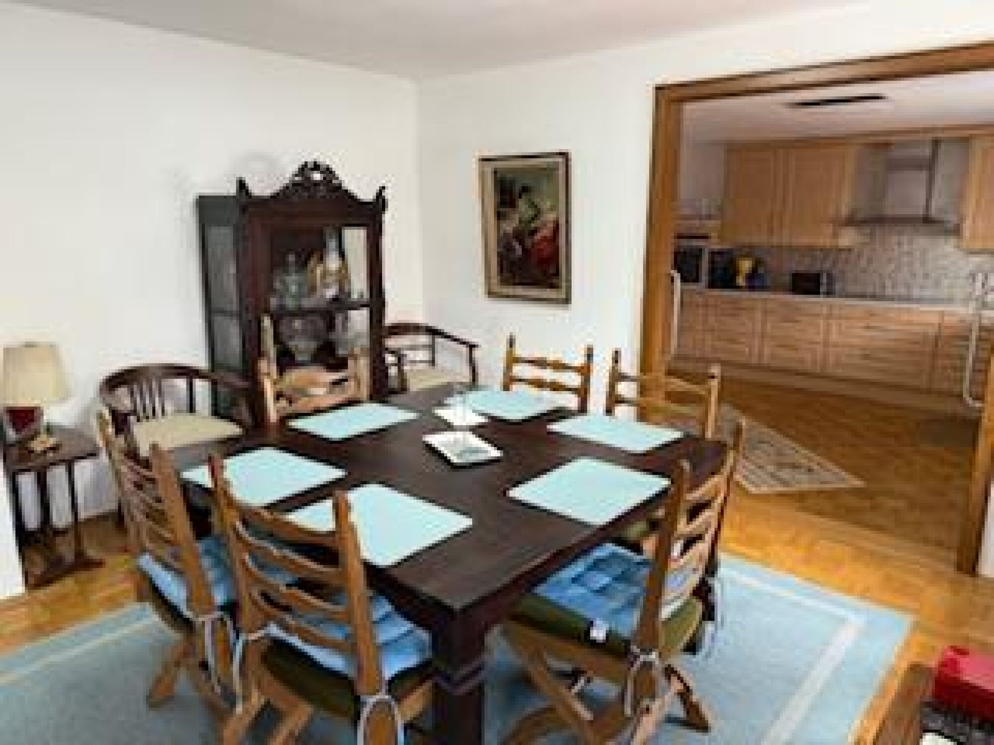 Esszimmer mit TV und Klimaanlage Esszimmer mit TV und Klimaanlage