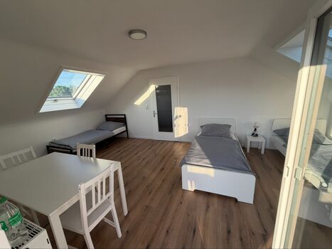 Zimmer 1 / Wohnzimmer mit terasse Zimmer 1 / Wohnzimmer mit terasse