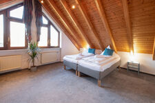 FeWo Immenstaad 2, 4 Schlafzimmer, 6 Einzelbetten Bild 8 FeWo Immenstaad 2, 4 Schlafzimmer, 6 Einzelbetten Bild 8
