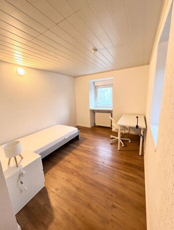 1.OG Rechts 1.OG Rechts