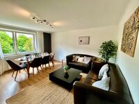 5 Zimmer Apartment mit 2 Badezimmern für 9 Personen Foto 1 5 Zimmer Apartment mit 2 Badezimmern für 9 Personen Foto 1
