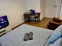 5 Zimmer Apartment mit 2 Badezimmern für 9 Personen Foto 1 5 Zimmer Apartment mit 2 Badezimmern für 9 Personen Foto 1