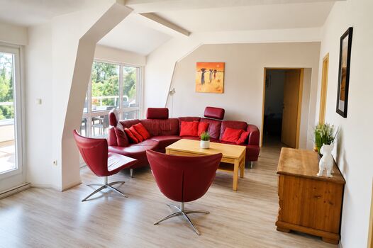 Loft für 8 Gäste 135qm Dachterrasse Wlan Parkplatz Smart Bild 2 Loft für 8 Gäste 135qm Dachterrasse Wlan Parkplatz Smart Bild 2