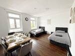 Schlafzimmer 2 Betten - Esstisch Schlafzimmer 2 Betten - Esstisch