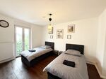 Frankfurt 6 Betten 80 m² mit Parkplatz Frankfurt 6 Betten 80 m² mit Parkplatz