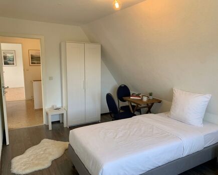 TOP ZIMMER, UNTERKÜNFTE UND FERIENWOHNUNGEN NORDERSTEDT Bild 6 TOP ZIMMER, UNTERKÜNFTE UND FERIENWOHNUNGEN NORDERSTEDT Bild 6