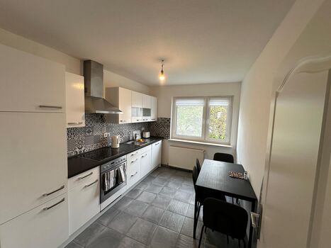 Modern möblierte Wohnung direkte Anbindung nach Frankfurt Bild 1 Modern möblierte Wohnung direkte Anbindung nach Frankfurt Bild 1