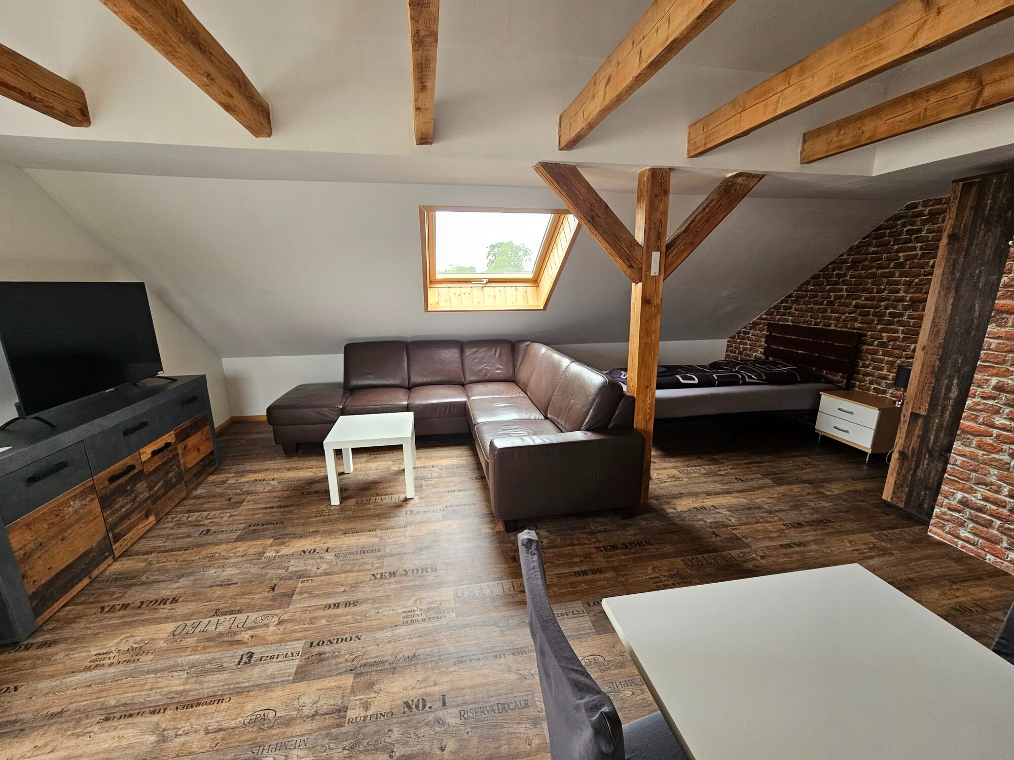 Wohnzimmer mit Schlafnische Wohnzimmer mit Schlafnische