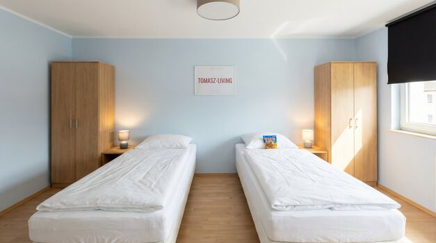 MH12 / TOMASZ-LIVING in DUISBURG - Einkaufsmöglichkeiten nah Bild 1 MH12 / TOMASZ-LIVING in DUISBURG - Einkaufsmöglichkeiten nah Bild 1