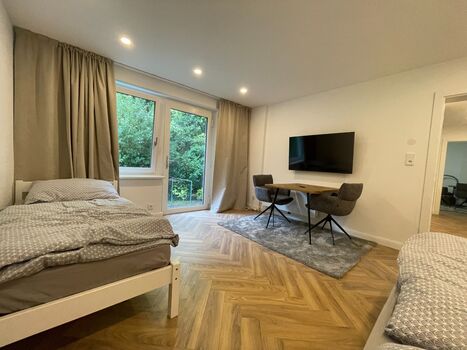 Schlafzimmer 2 mit 50 Zoll TV und wLAN Schlafzimmer 2 mit 50 Zoll TV und wLAN