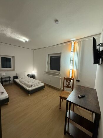 ALL IN Wohnung, Küche, Bad, Einzelbetten 7 Personen Bild 1 ALL IN Wohnung, Küche, Bad, Einzelbetten 7 Personen Bild 1