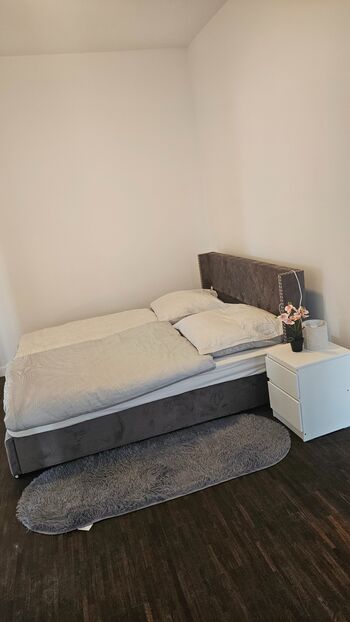 Die Schöne Wohnung am Stade Bahnhof Bild 2 Die Schöne Wohnung am Stade Bahnhof Bild 2