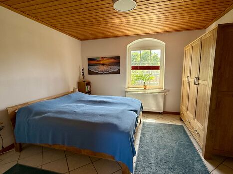 Schlafzimmer 2/2 Schlafzimmer 2/2