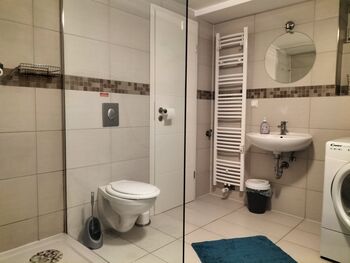 T-1 Mietangebote.Info - 2 Zi. Whg in Trebur mit EBK, WM Bild 2 T-1 Mietangebote.Info - 2 Zi. Whg in Trebur mit EBK, WM Bild 2