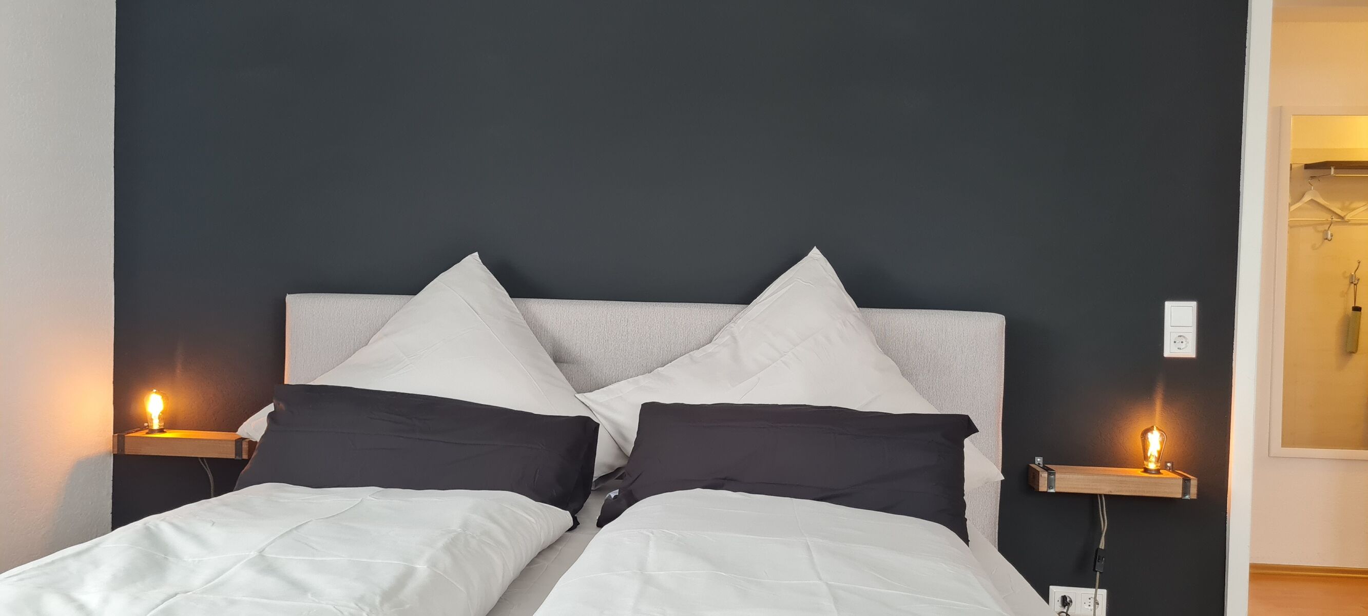 Doppelbett  Doppelbett