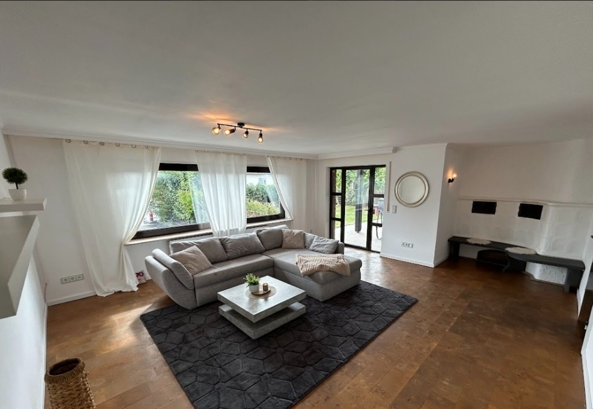 Wohnzimmer mit Schlafcouch Wohnzimmer mit Schlafcouch