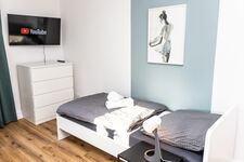 CosyHomes24 (GE09e) • Highspeed Wifi • Balkon • Stellplatz Foto 7 CosyHomes24 (GE09e) • Highspeed Wifi • Balkon • Stellplatz Foto 7