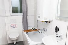 CosyHomes24 (GE09e) • Highspeed Wifi • Balkon • Stellplatz Foto 10 CosyHomes24 (GE09e) • Highspeed Wifi • Balkon • Stellplatz Foto 10