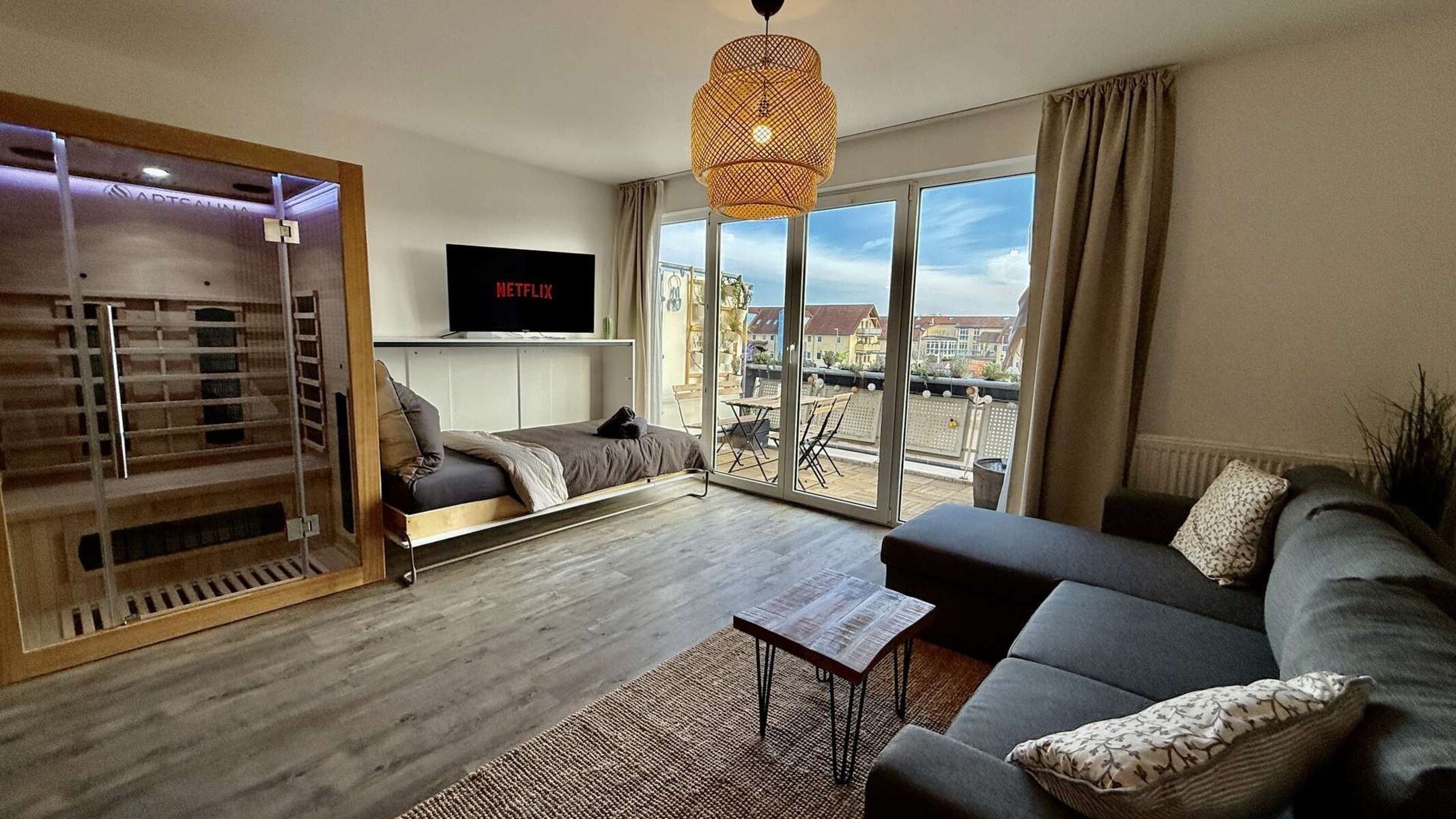 🛋️ Wohnbereich mit Schlafcouch und Sauna 🛋️ Wohnbereich mit Schlafcouch und Sauna