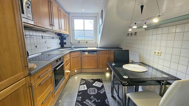 Sehr Ruhige Wohnung für 3 - 6 Leute mit Balkon + Garten Bild 1 Sehr Ruhige Wohnung für 3 - 6 Leute mit Balkon + Garten Bild 1