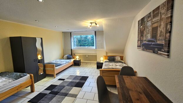 Sehr Ruhige Wohnung für 3 - 6 Leute mit Balkon + Garten Bild 3 Sehr Ruhige Wohnung für 3 - 6 Leute mit Balkon + Garten Bild 3