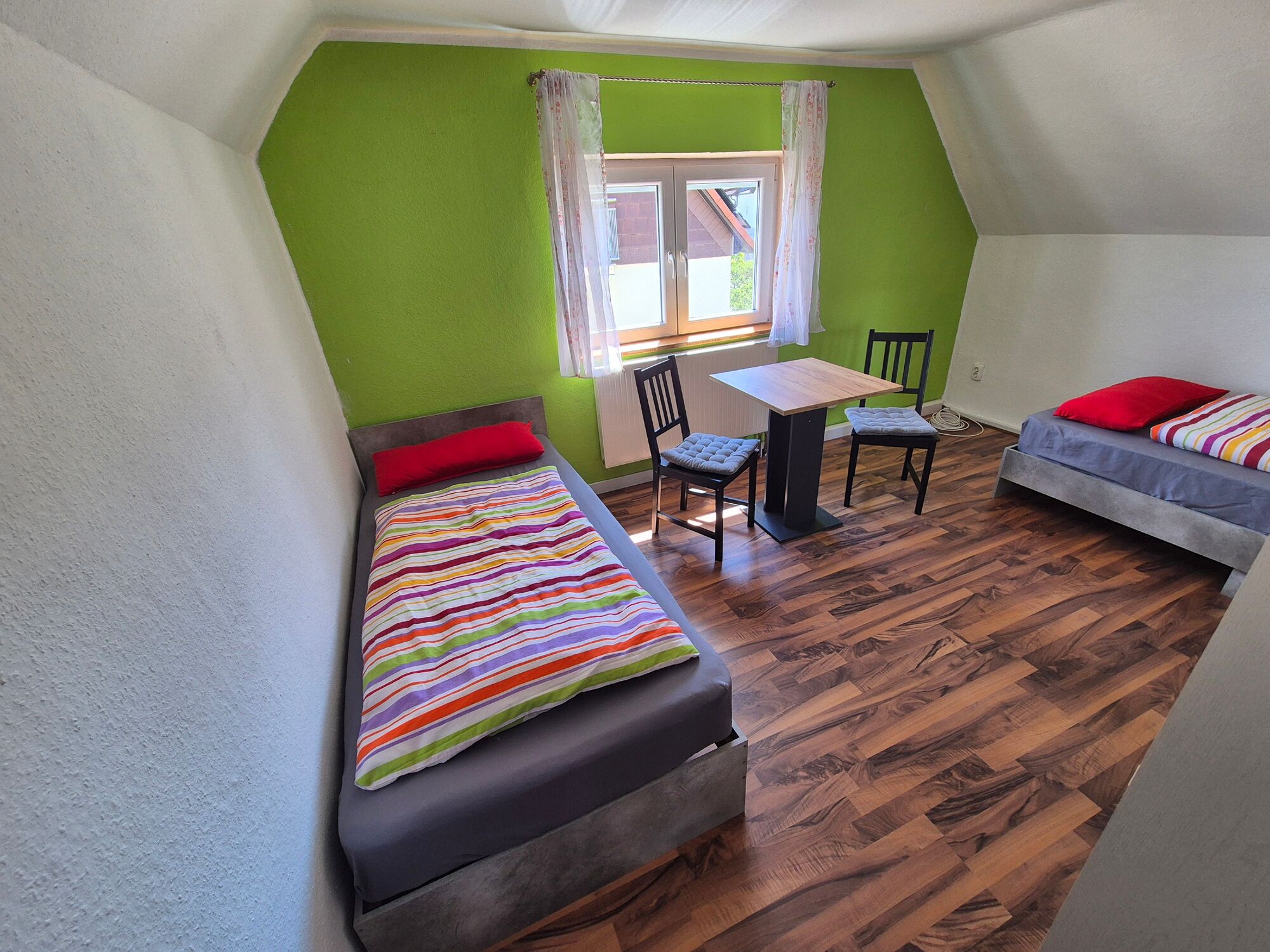 2 Bettzimmer 2 Bettzimmer