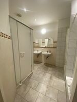 XXL Gruppenapartments | 8 Min. zum Flughafen | 160m² | WLAN Bild 14 XXL Gruppenapartments | 8 Min. zum Flughafen | 160m² | WLAN Bild 14