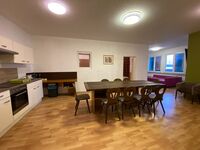 XXL Gruppenapartments | 8 Min. zum Flughafen | 160m² | WLAN Bild 3 XXL Gruppenapartments | 8 Min. zum Flughafen | 160m² | WLAN Bild 3