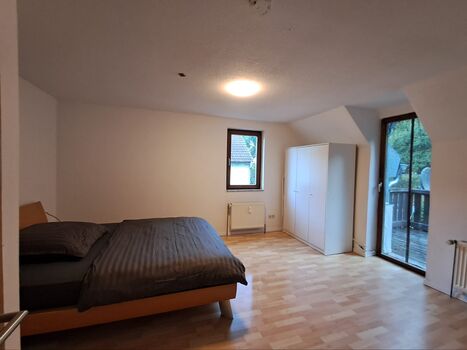 Ihr Zuhause auf Montage: ruhige 3-Zimmer-Wohnung mit Balkon nahe A6 Bild 1 Ihr Zuhause auf Montage: ruhige 3-Zimmer-Wohnung mit Balkon nahe A6 Bild 1