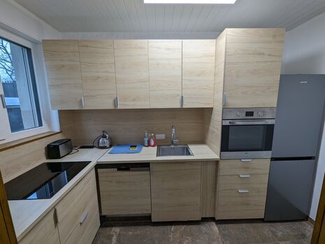 Villa-Merry 6 abgetrennte Wohnungen unter einem Dach Bild 1 Villa-Merry 6 abgetrennte Wohnungen unter einem Dach Bild 1