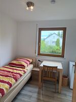 Komplett möblierte Einzel- und Doppelzimmer in Laichingen Picture 8 Komplett möblierte Einzel- und Doppelzimmer in Laichingen Picture 8