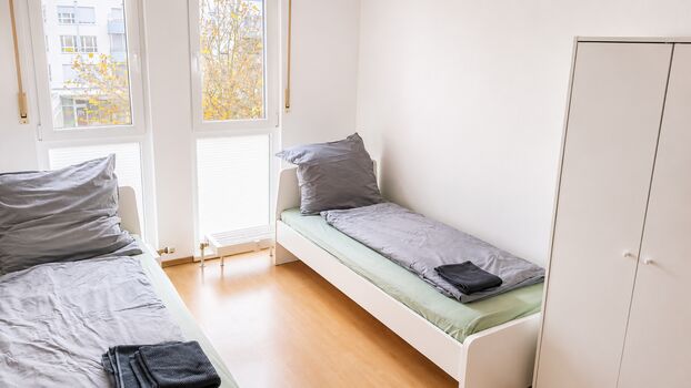 Apartments in Kabelsketal 15Min Flughafen, Porsche, Halle, Brehna, BMW Bild 1 Apartments in Kabelsketal 15Min Flughafen, Porsche, Halle, Brehna, BMW Bild 1