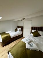 Apartmenthaus in Essen mit 3 Ebenen & privatem Garten Bild 12 Apartmenthaus in Essen mit 3 Ebenen & privatem Garten Bild 12