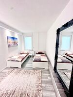 125 m²-EG-Wohnung Lippstadt/2 WC´s/4 Schlafzimmer/Terrasse Bild 1 125 m²-EG-Wohnung Lippstadt/2 WC´s/4 Schlafzimmer/Terrasse Bild 1