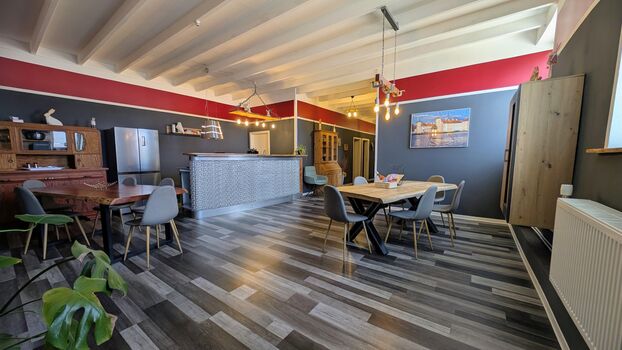 Essbereich und Gemeinschaftsraum Essbereich und Gemeinschaftsraum