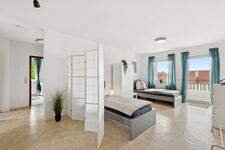 Wohnung nahe an der Autobahn mit Balkon Foto 9 Wohnung nahe an der Autobahn mit Balkon Foto 9