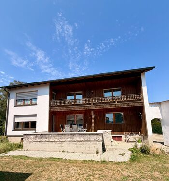 Idyllische Wohnung oder ganzes Haus mit Garten, Terasse und WIFI Bild 1 Idyllische Wohnung oder ganzes Haus mit Garten, Terasse und WIFI Bild 1