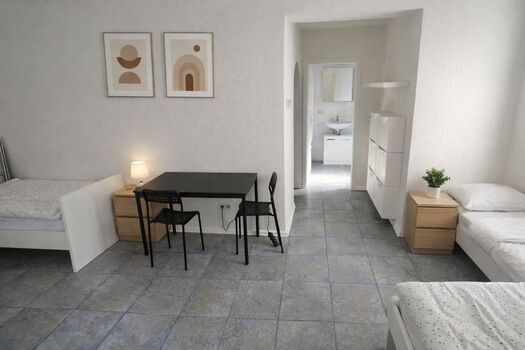 EasyRent24 _ Frankfurt_Offenbach_Hanau Bild 1 EasyRent24 _ Frankfurt_Offenbach_Hanau Bild 1