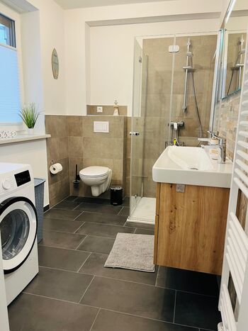 Gemütliches Doppelhaus – 143 m², ideal für Gruppe Bild 1 Gemütliches Doppelhaus – 143 m², ideal für Gruppe Bild 1