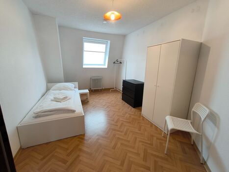 Hochheim Monter Apartments: Perfekt für Teams von 2-10 Pers. Bild 2 Hochheim Monter Apartments: Perfekt für Teams von 2-10 Pers. Bild 2