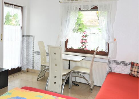 Wohnung FRITZ - für 3-5er Gruppe Bild 1 Wohnung FRITZ - für 3-5er Gruppe Bild 1