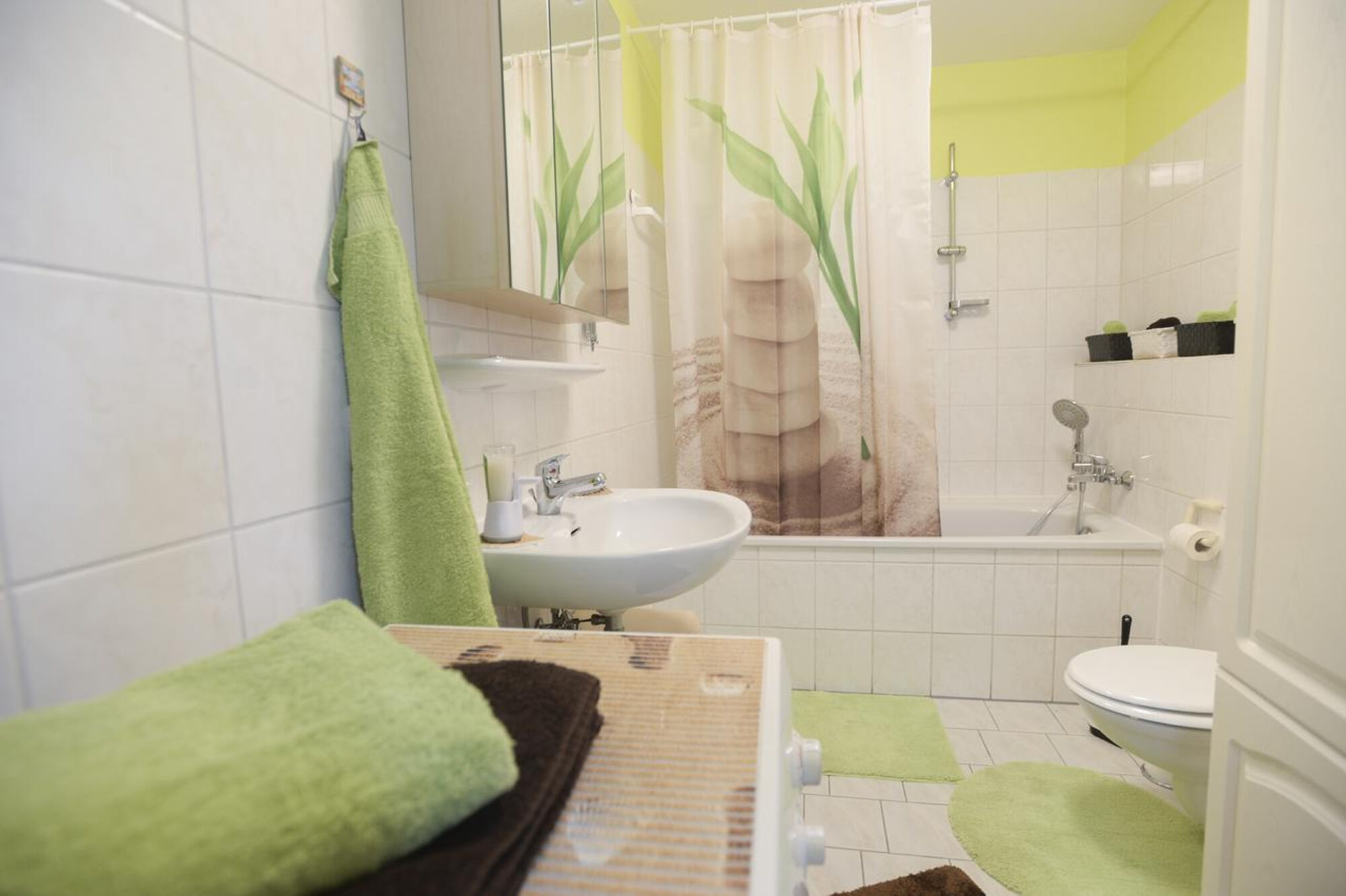 Bad Bild 2 EG Bad Bild 2 EG