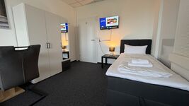 J&R Gästezimmer Kassel bis zu 18 Personen Bild 13 J&R Gästezimmer Kassel bis zu 18 Personen Bild 13
