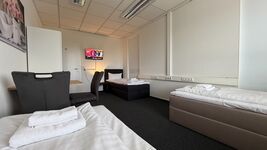 J&R Gästezimmer Kassel bis zu 18 Personen Bild 1 J&R Gästezimmer Kassel bis zu 18 Personen Bild 1